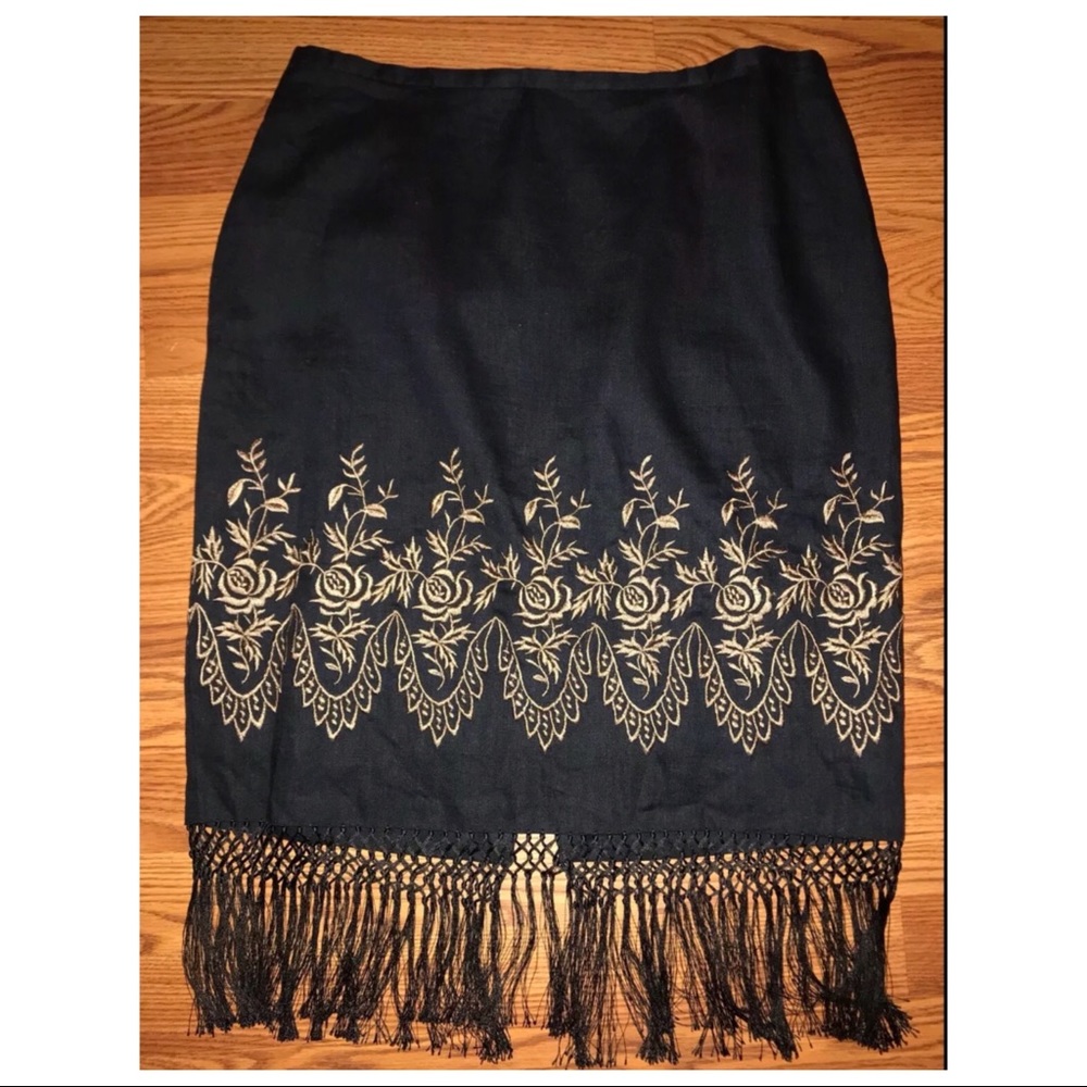 Karen Kane Lifestyle Fringe Skirt. Sz 10